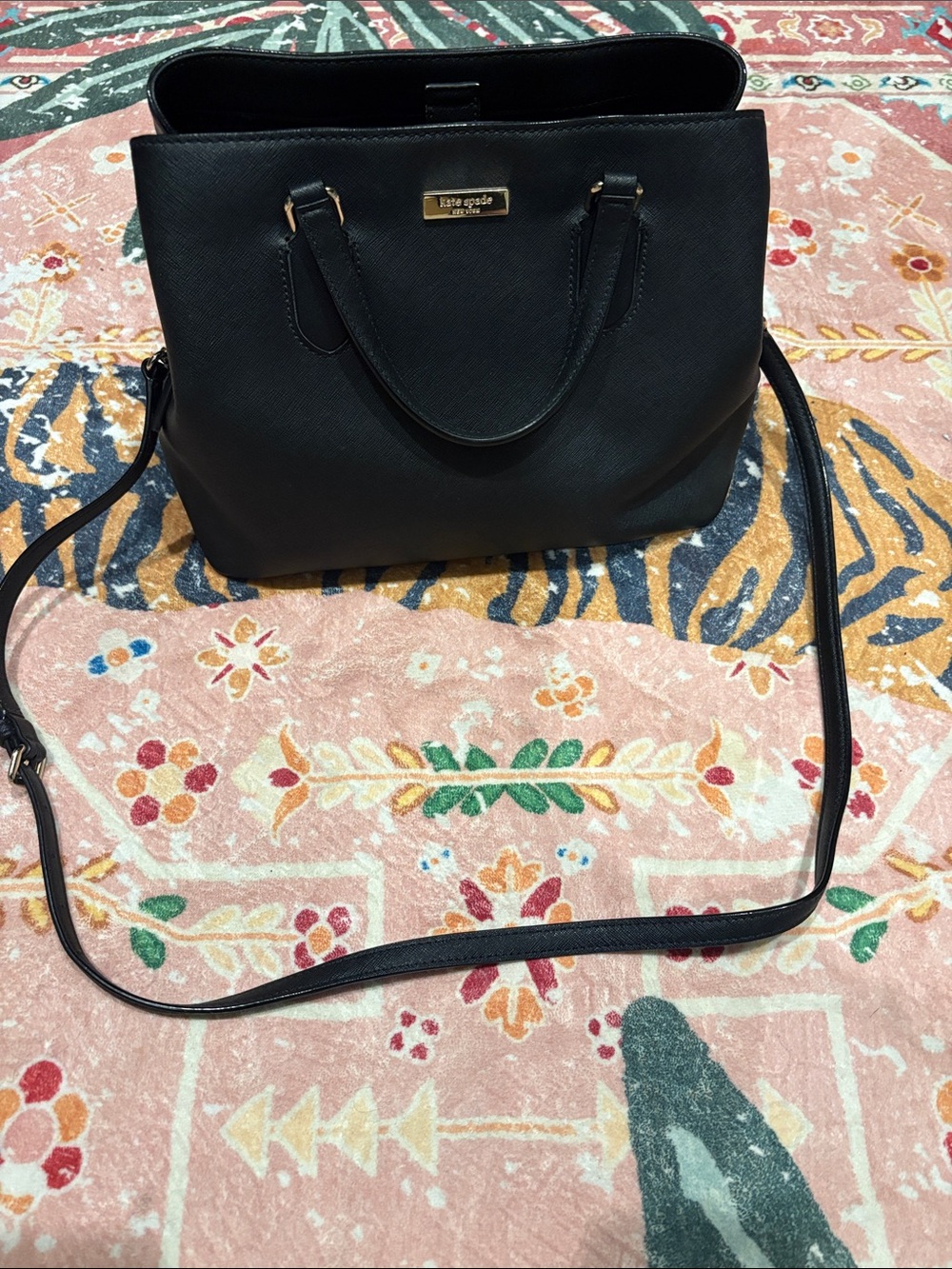 kate spade black saffiano satchel with gold-tone plaque